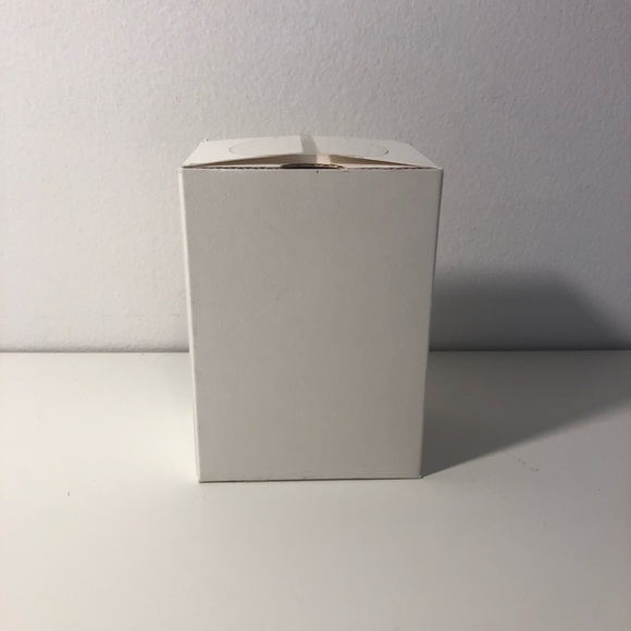 Jason Wu Foaming Shower Oil 6.7 OZ - Picture 8 of 10